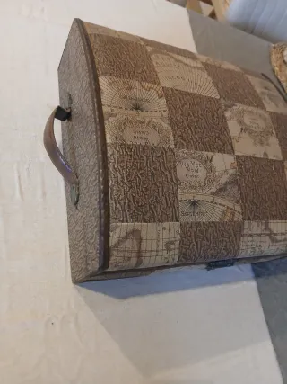 Baúl Set Licorera 6 Vasos + botella Arteco, nuevo