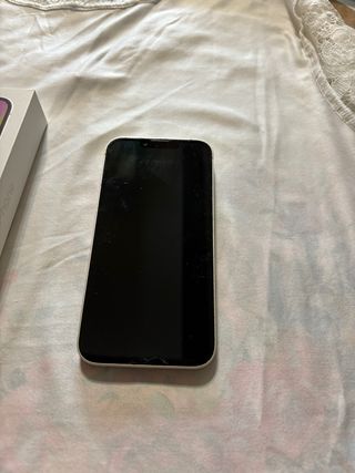 iPhone 14 – 128 GB – Blanco (Starlight)