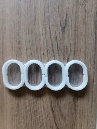 Set 12 Anillas de Plástico Blancas