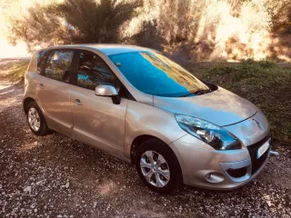 Renault Scenic 2010