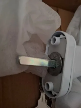 3 Manillas Oscilobatientes con Llave