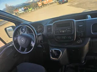 Opel Vivaro 2016