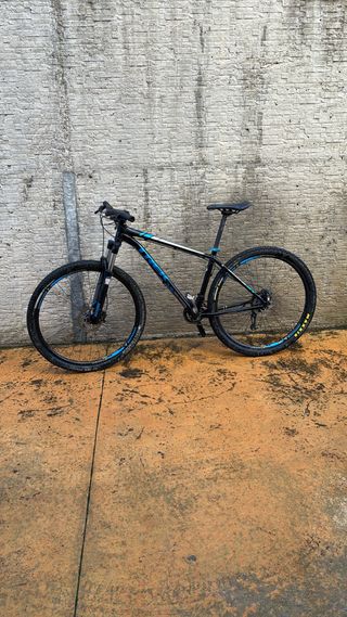 Bicicleta Trek XCaliber 8