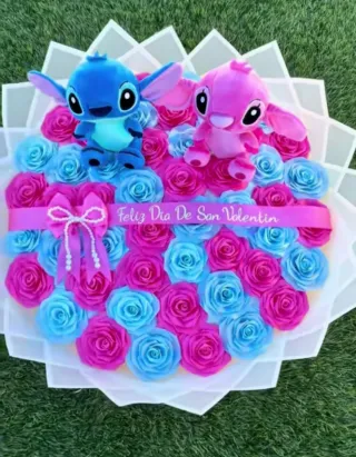 Ramo de Stitch Azul y Fucsia
