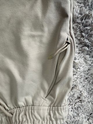 Pull&Bear Pantalón Corto Beige Cremallera