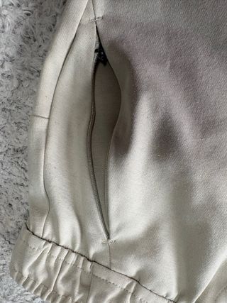 Pull&Bear Pantalón Corto Beige Cremallera
