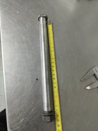 Eje basculante Honda CR