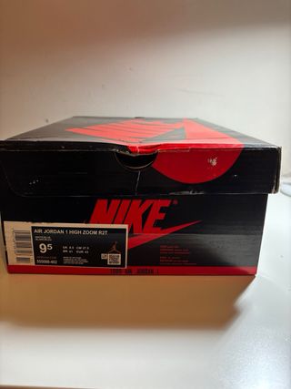 Nike Air Jordan 1 Mid Talla 43 Nuevas