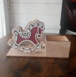 Cavalluccio porta oggetti/piantina in legno