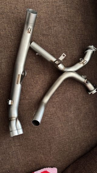 Colectores Honda Africa Twin