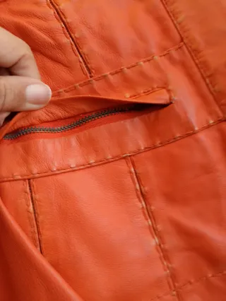 Cazadora de piel naranja talla S