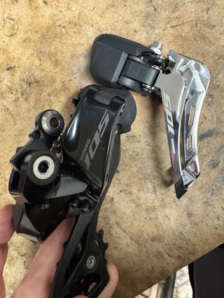 Cambios Shimano 105 Di2 R7150 12v