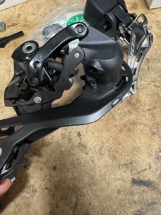 Cambios Shimano 105 Di2 R7150 12v