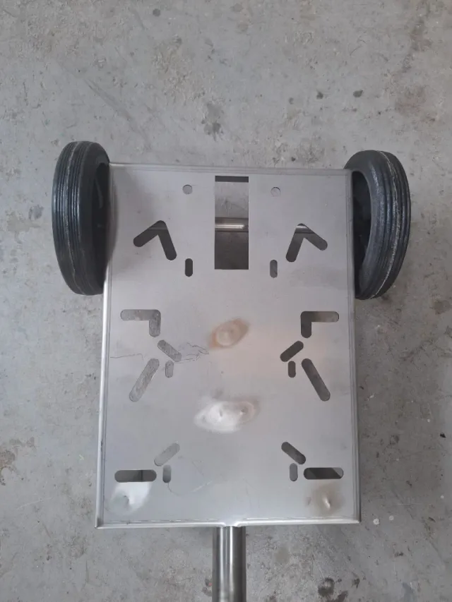 Carrito para bomba centrífuga