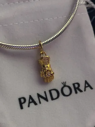 Charm Pandora Guante del Infinito Los Vengadores