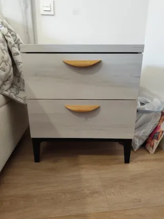 Mesita de noche moderna 2 cajones