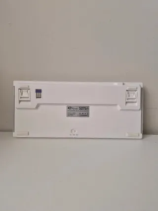 Teclado 75% mecánico hotswap Akko 5075