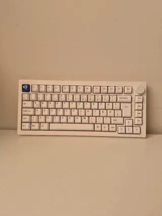 Teclado 75% mecánico hotswap Akko 5075