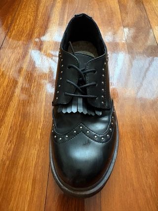 Mocasines Coolway negros tachas