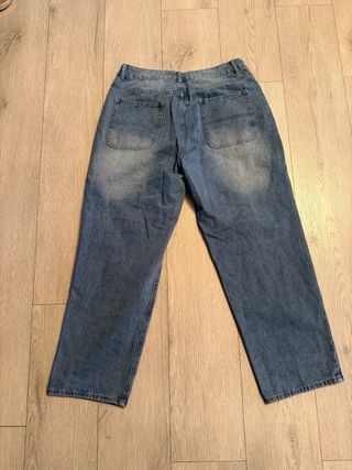 Vaqueros anchos rotos NF Talla XL