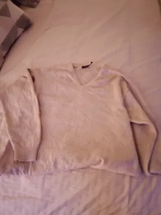 Jersey hombre cuello pico beige