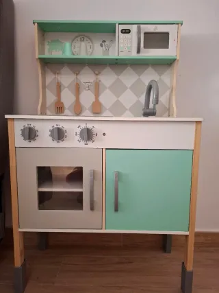 Cocina de madera para niños