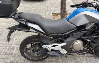 CF Moto 650 MT 2022 - 16.000 km