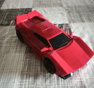 Muñeco Transformers Rojo