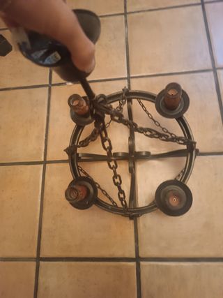 Lámpara de forja estilo rústico