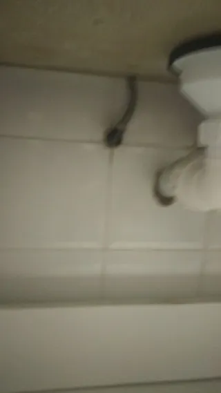 Se busca  PEON FONTANERO ALBAÑIL PINTOR