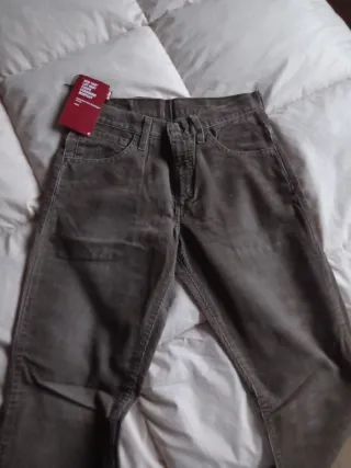 Pantalón pana Levi's marrón