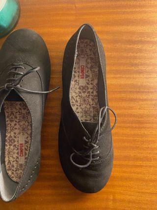 Manoletinas Camper Negras Talla 37