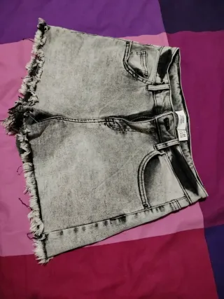 Pantaloncini denim effetto stone wash