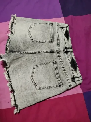 Pantaloncini denim effetto stone wash