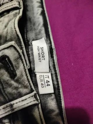 Pantaloncini denim effetto stone wash