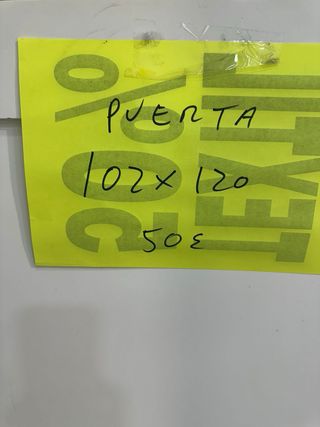 Puerta de probador blanca