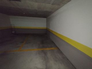 Garaje en venta en Castrelos - Sardoma en Vigo