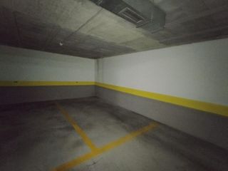 Garaje en venta en Castrelos - Sardoma en Vigo