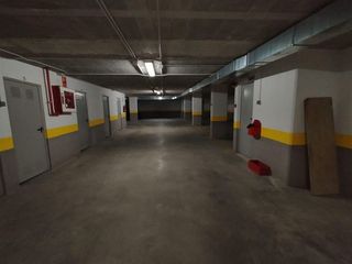 Garaje en venta en Castrelos - Sardoma en Vigo