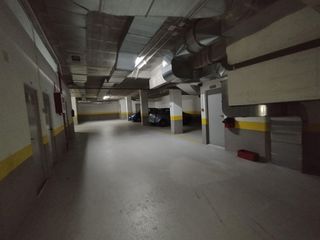 Garaje en venta en Castrelos - Sardoma en Vigo