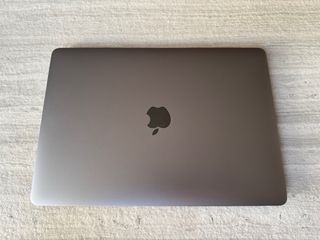 MacBook Pro 13 2018 16GB 512GB Plata