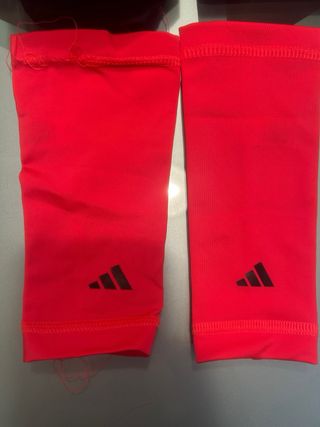 Espinilleras Adidas Rojas Blancas Negras Talla S