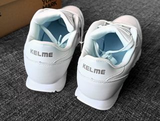 Zapatillas casual unisex Victory Kelme (Talla 42)