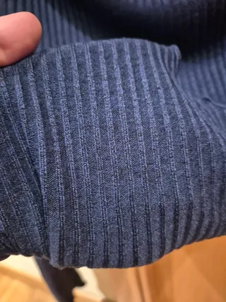 Top manga larga azul marino talla L