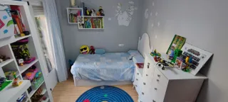 Piso y cochera cerrada en Lope de Vega.