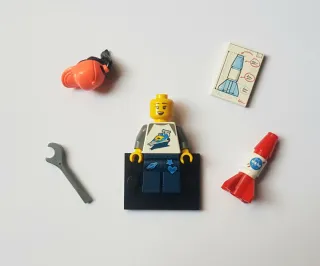 LEGO MINIFIGURA.