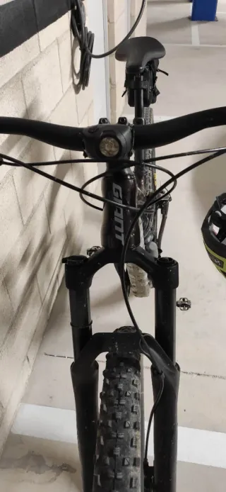 Bicicleta MTB Giant Stance(Mejorada)