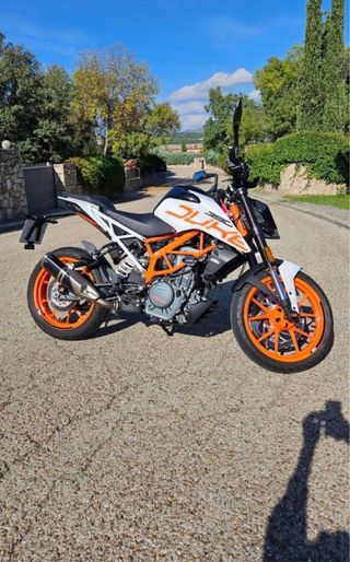 KTM Duke 390 Moto