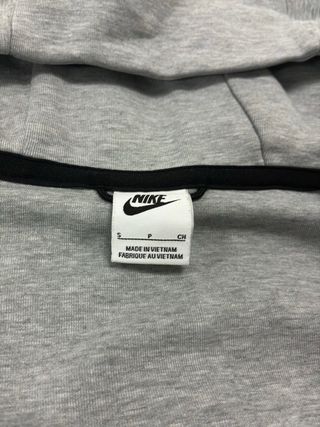 Sudadera Nike Tech Gris
