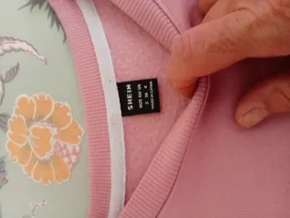 Sudadera rosa Perfectly Imperfect